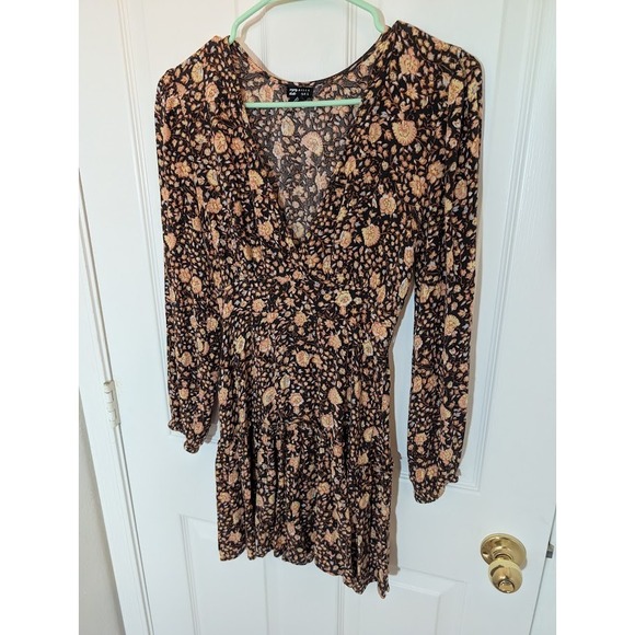 Billabong Dresses & Skirts - Billabong Floral Print Mini Dress Long Sleeve Boho Bohemian S